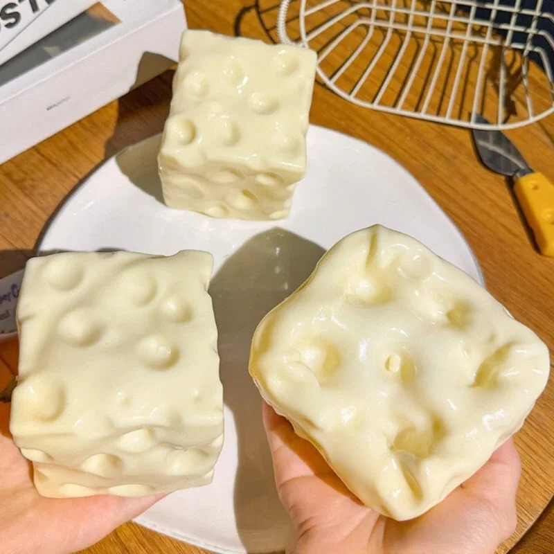 Novelty Gifts - Taba Squishy Peynir Küpü Stres Topu