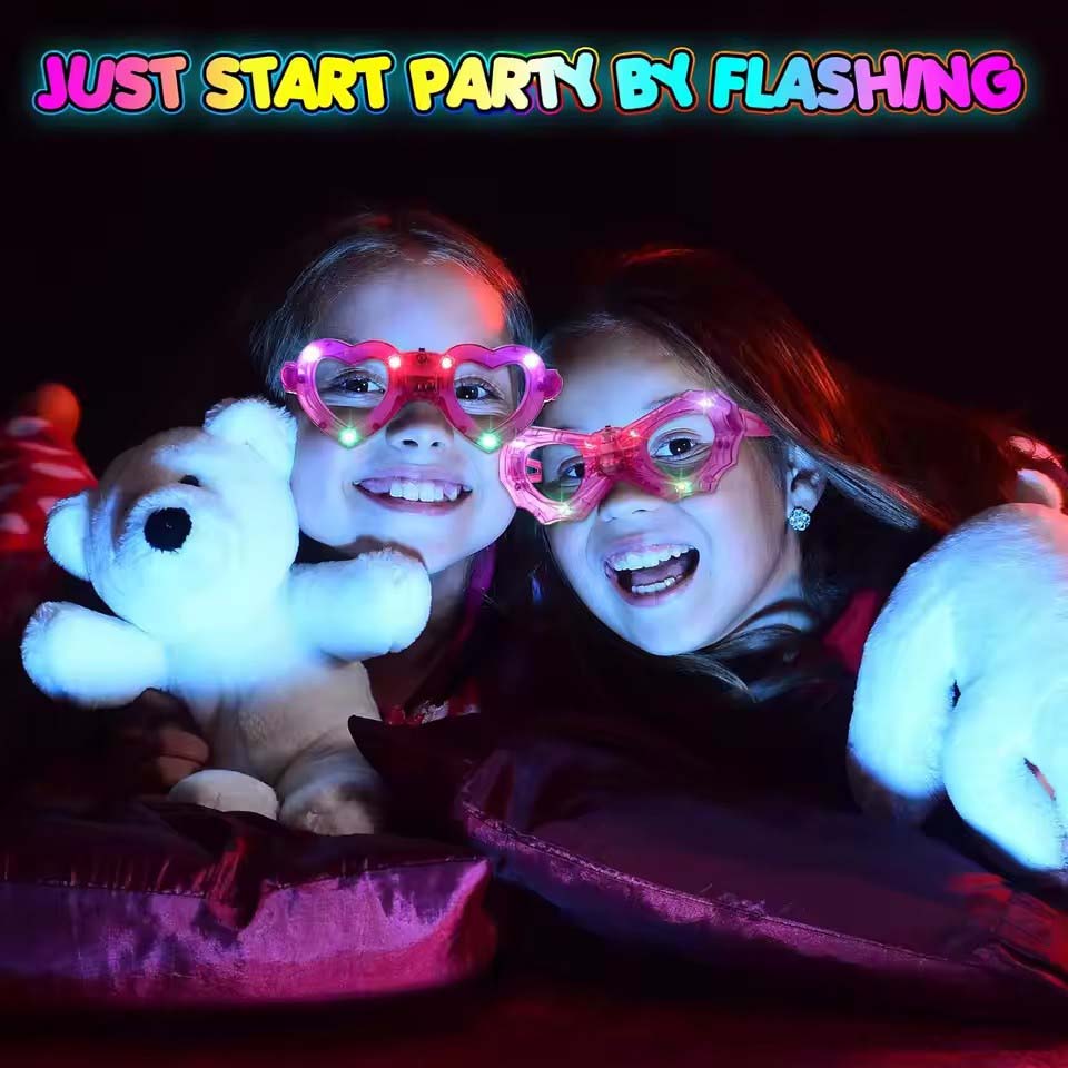 Karanlıkta Parlayan Gözlükler  - Glow In The Dark Party Glasses incelemesi ve fiyatı
