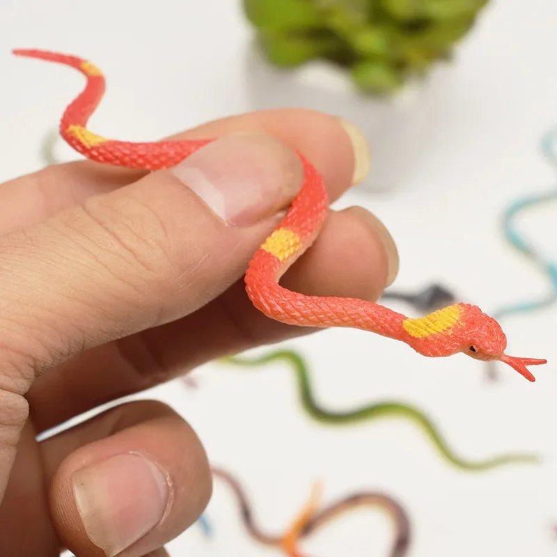 12 adet yüksek simülasyon oyun - Prank Toys incelemesi ve fiyatı